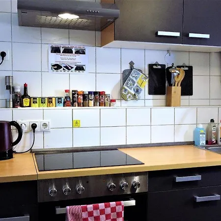 Im - Apple Tv Netflix Kingsize Bett Arbeitsplatz Naehe Hbf